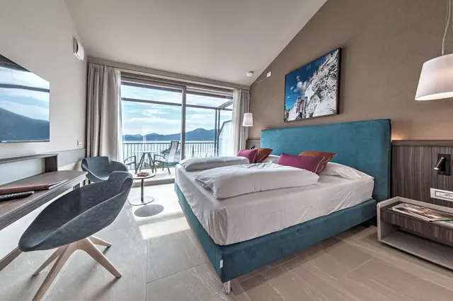 Camera dell'Hotel Galvani con vista sul lago di Garda